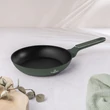 Kép 3/9 - Berlinger Haus Matte Green TitánPro bevonatú Serpenyő 24 cm-es (BH-8151)